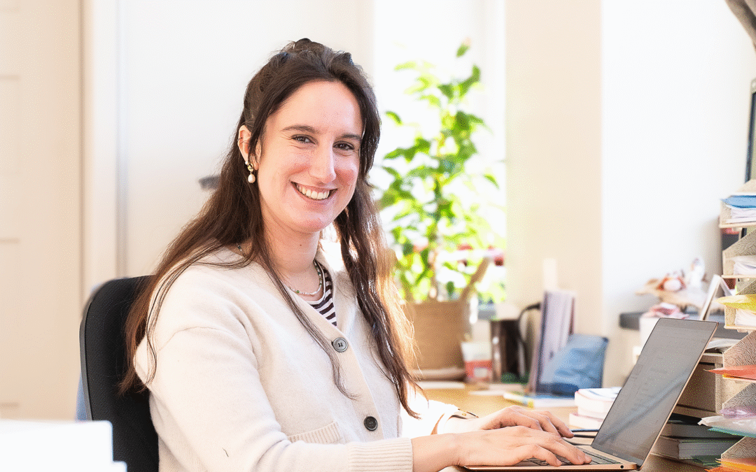 Aline Schneider, Biologie